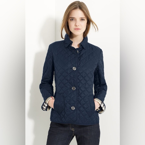 Burberry Brit Copford Quilted Jacket in Navy Blue. Women’s Size XS - Picture 15 of 15